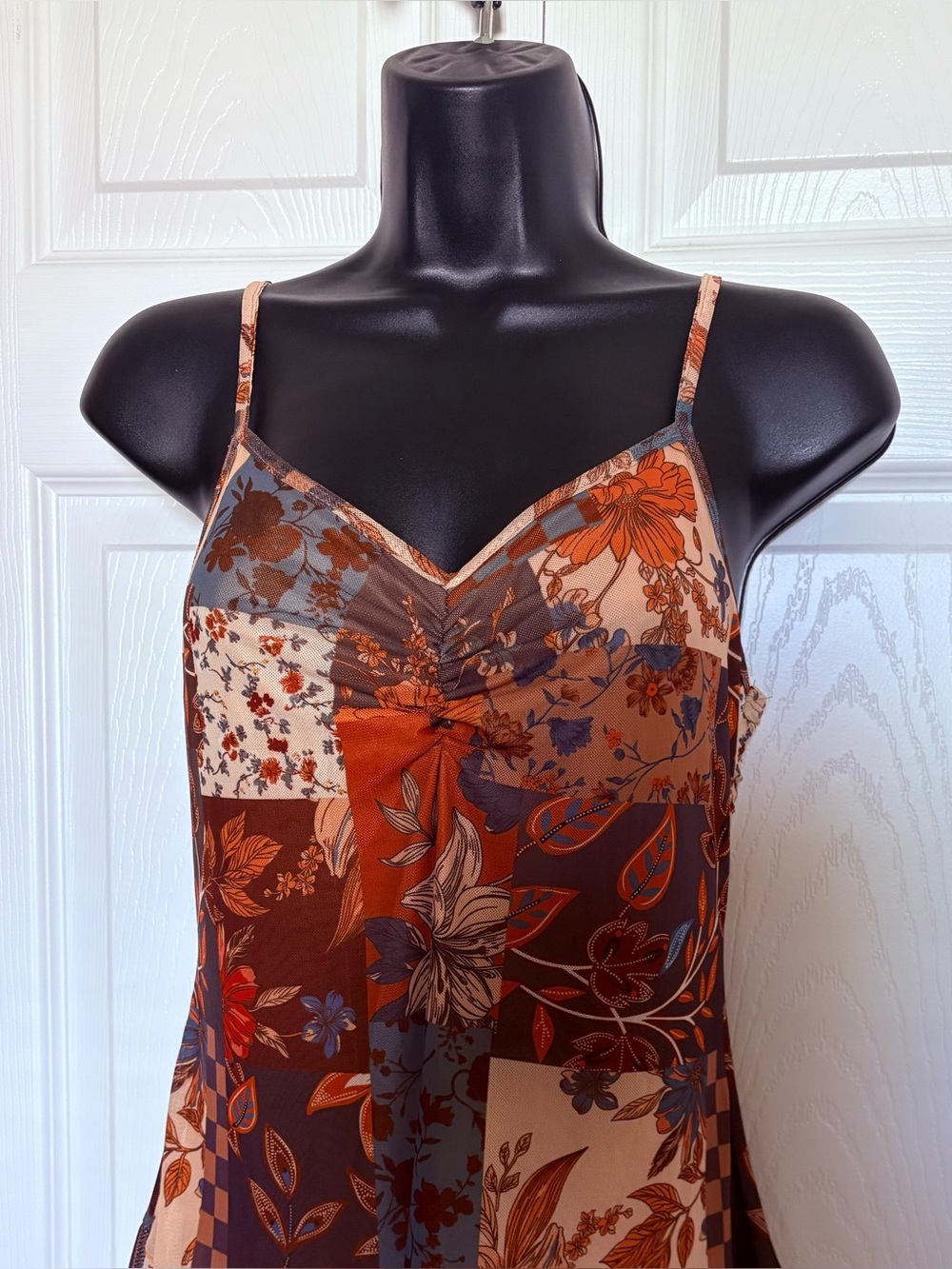 Floral Patchwork Sundress - Picture 4 of 8